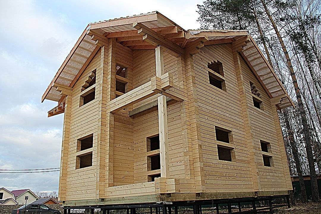 Дома из профилированного бруса камерной сушки: технология строительства (фото и видео)