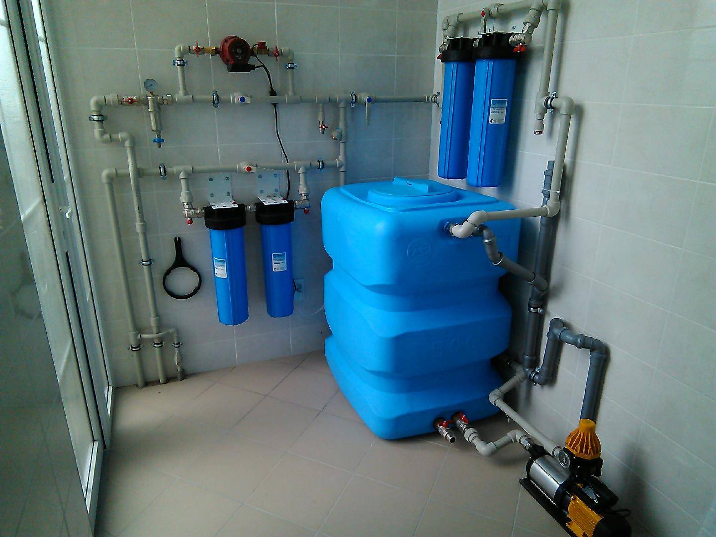 Схема водоснабжения частного дома от скважины с гидроаккумулятором