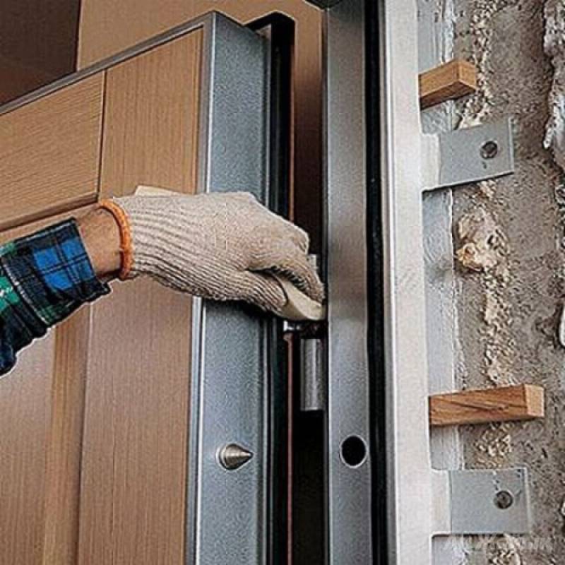 Как отрегулировать входную металлическую дверь