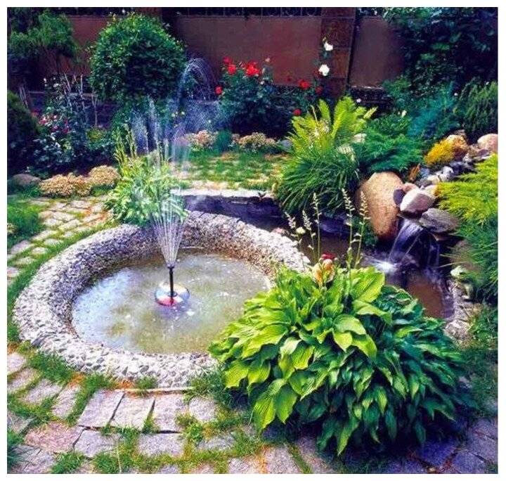 Садовый фонтан - прекрасное украшение для дачного участка (разновидности фонтанов, насосов и насадок)