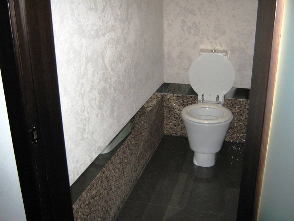 Фото ремонт в туалете обоями фото