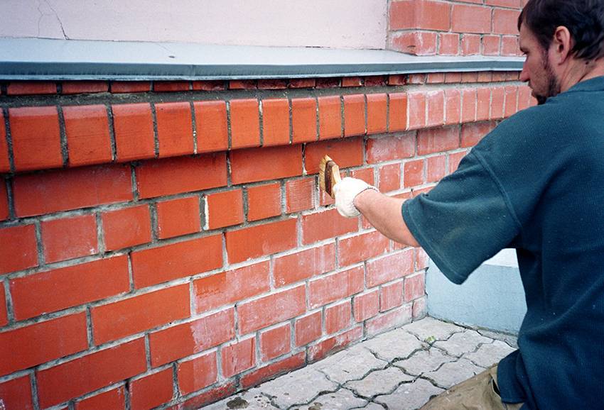 Как и чем чистить кирпич, очистка кладки внутри и снаружи