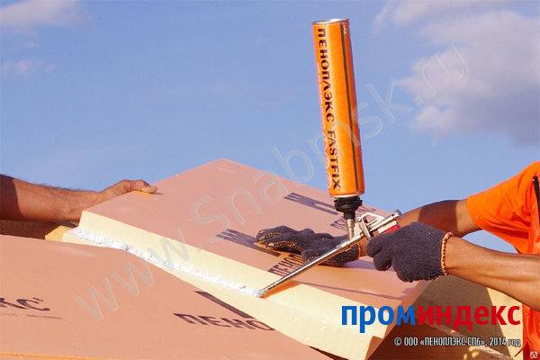 Штукатурка по пенополистиролу: выбор фасадной смеси, технология оштукатуривания экструдированного ппс клеем и цементным раствором с армированием