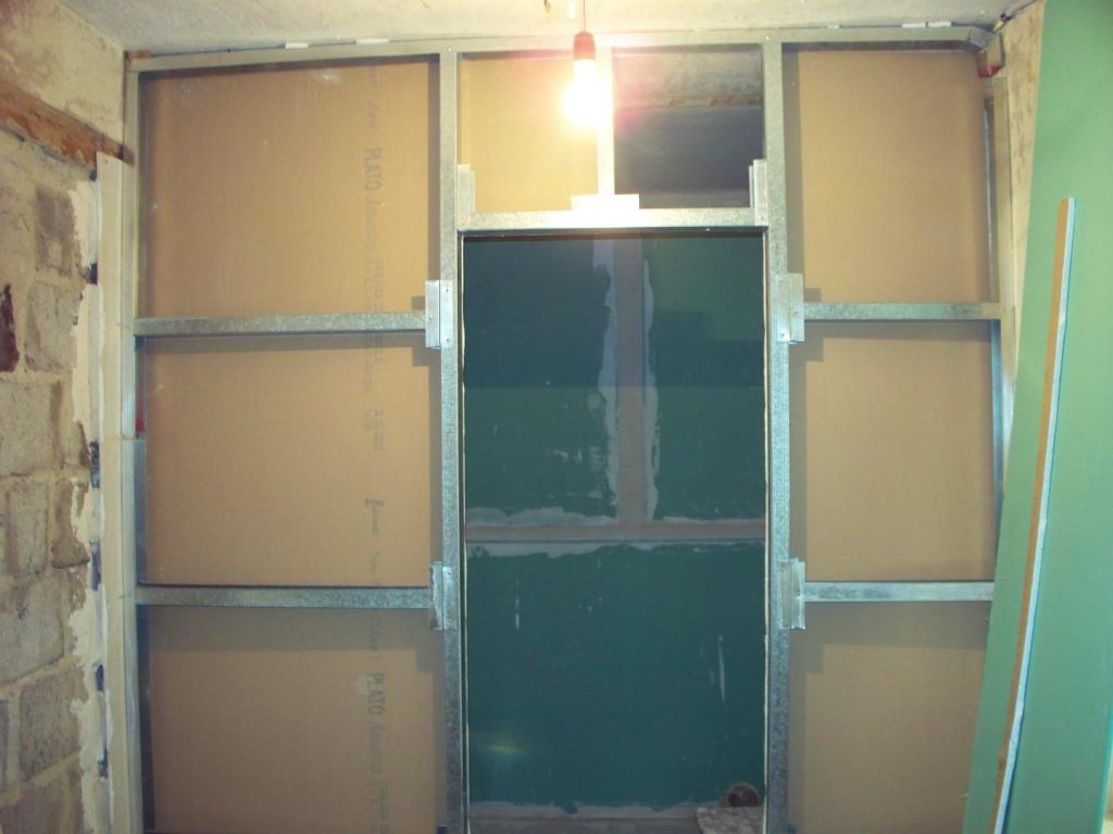 Перегородка из гипсокартона с дверью: как правильно сделать нишу над дверным проемом, купе в стене или скрытую стену, порядок установки, монтажа и крепления