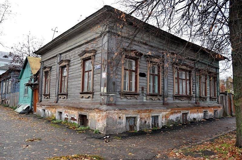 Кто и для чего строили в россии полукаменные дома