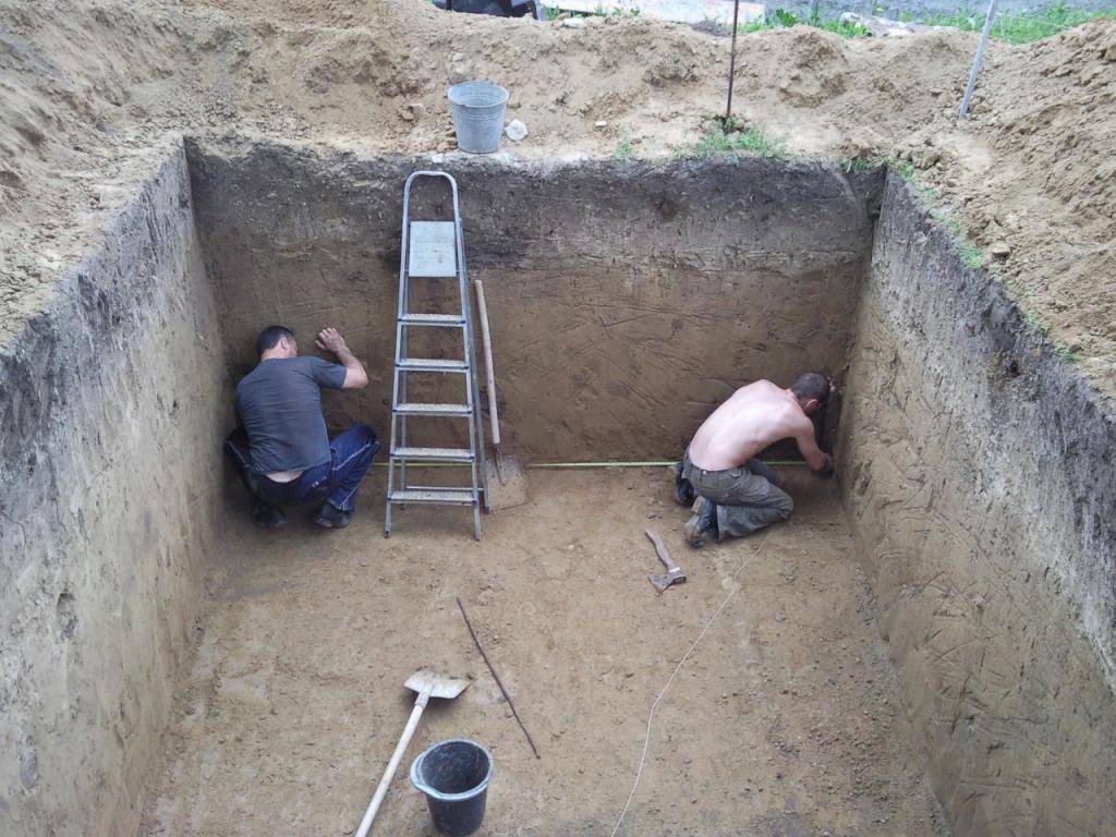 Цокольный этаж, что это такое, как построить своими руками?