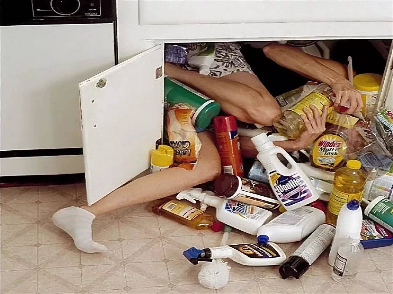 Как избавиться от хлама на кухне? Советы чистоты