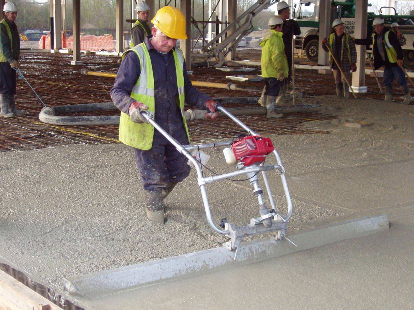 Как изготавливается виброрейка для бетона?