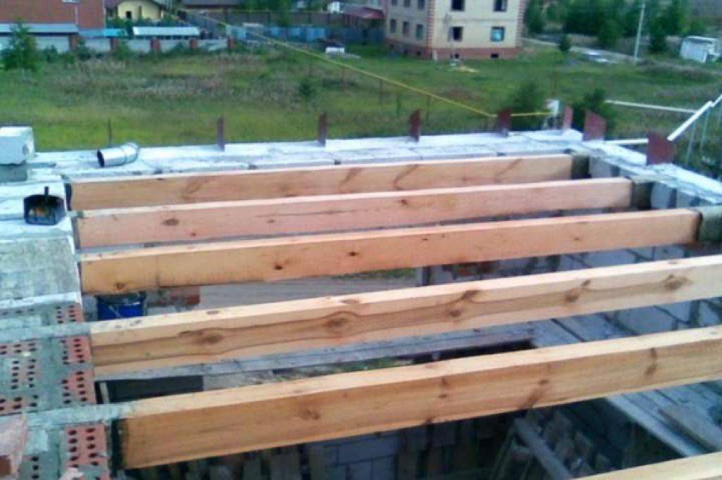 Технология обустройства деревянных перекрытий в домах из газобетона