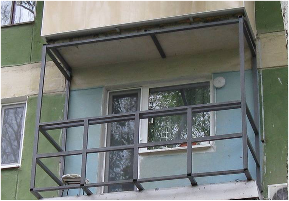 Каркас балкона. Металлический каркас балкона. Сварка каркаса балкона. Каркас балкона с выносом.