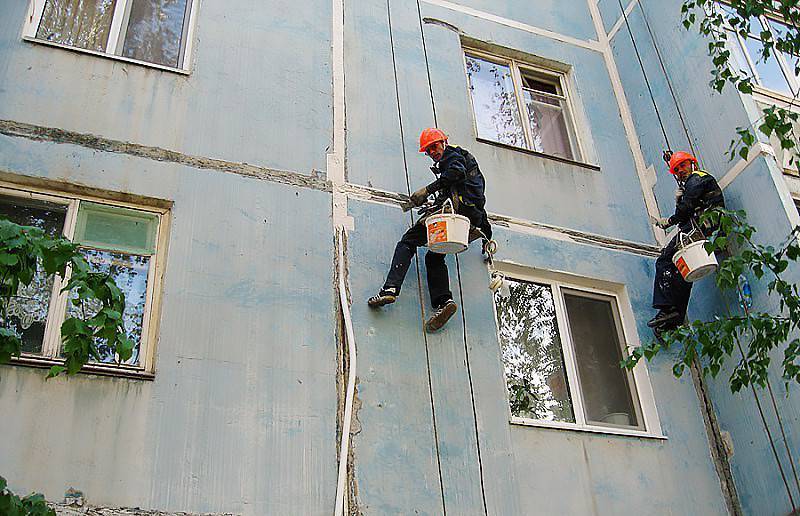 Утепление швов в панельных домах: причины проведения