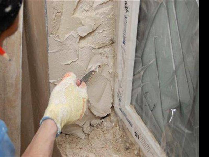 Быстрые способы устранить трещины в штукатурке