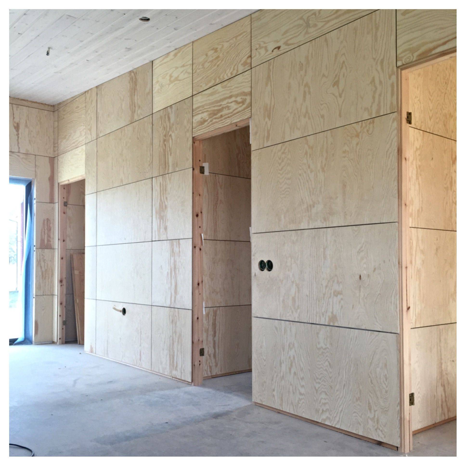 Обшивка стен фанерой – оптимальное решение, сочетающее отличный результат и доступную цену