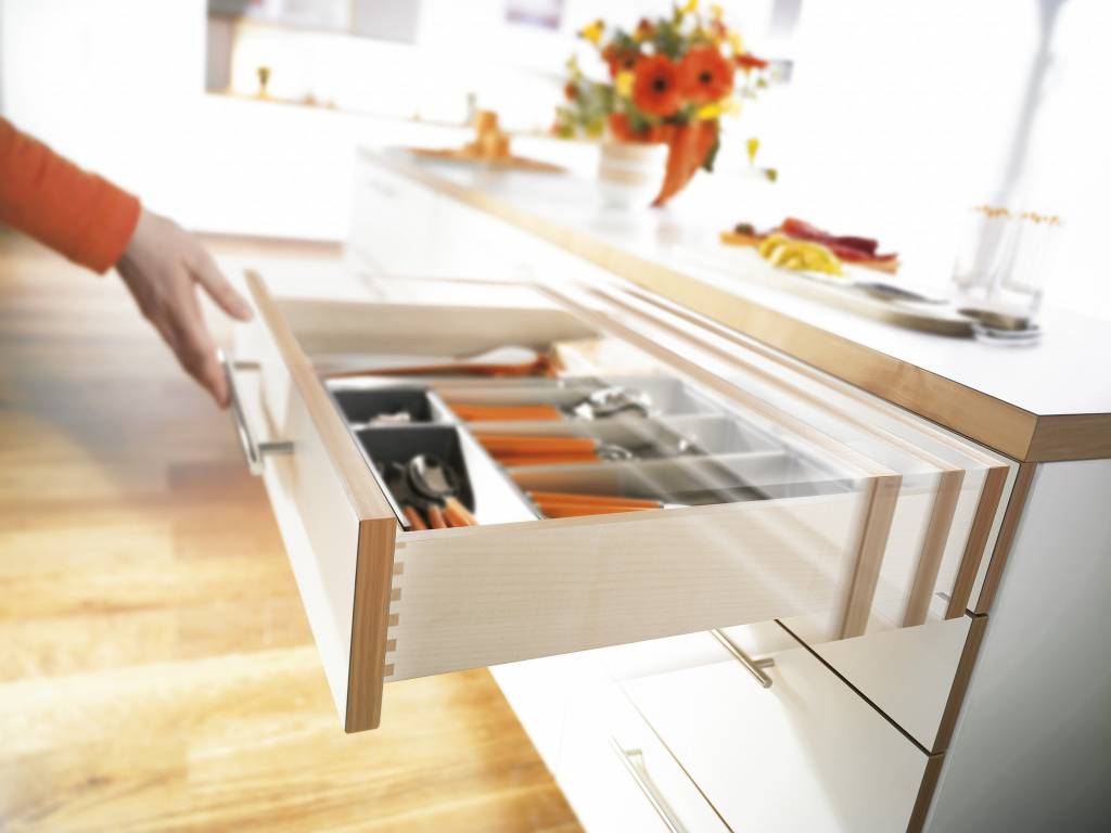 Мебельная фурнитура blum - история, философия