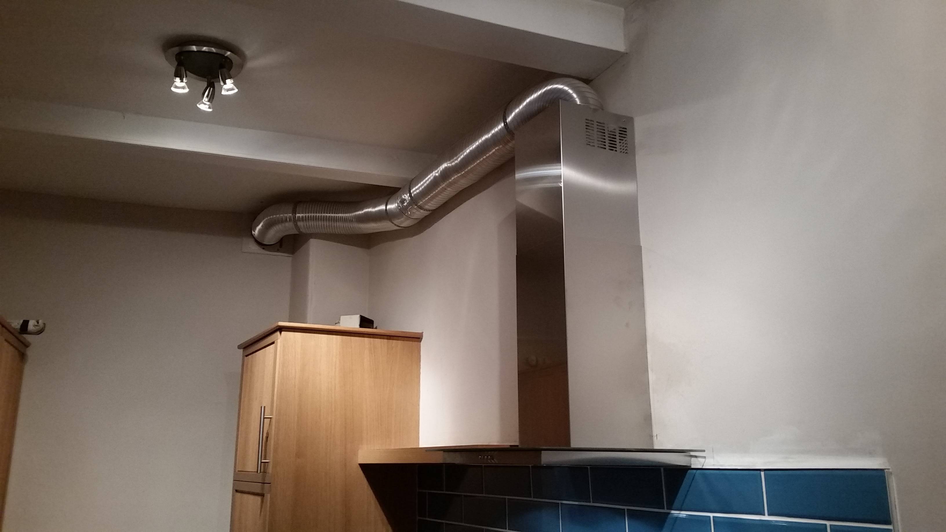 Как замаскировать вентиляционную трубу на кухне? Конструкции из гипсокартона, дерева и металла — Инструкция