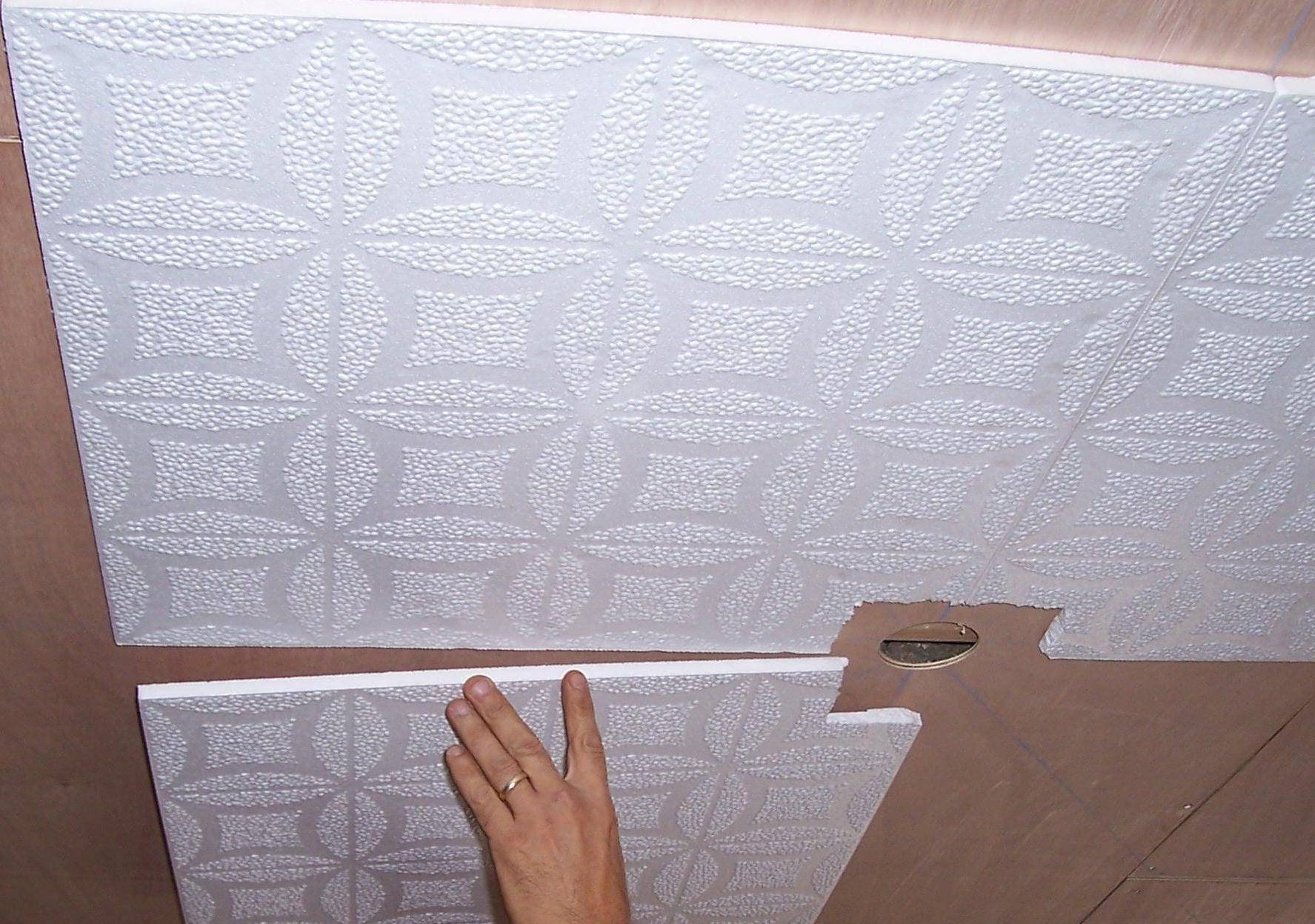 Потолок из потолочной плитки дизайн