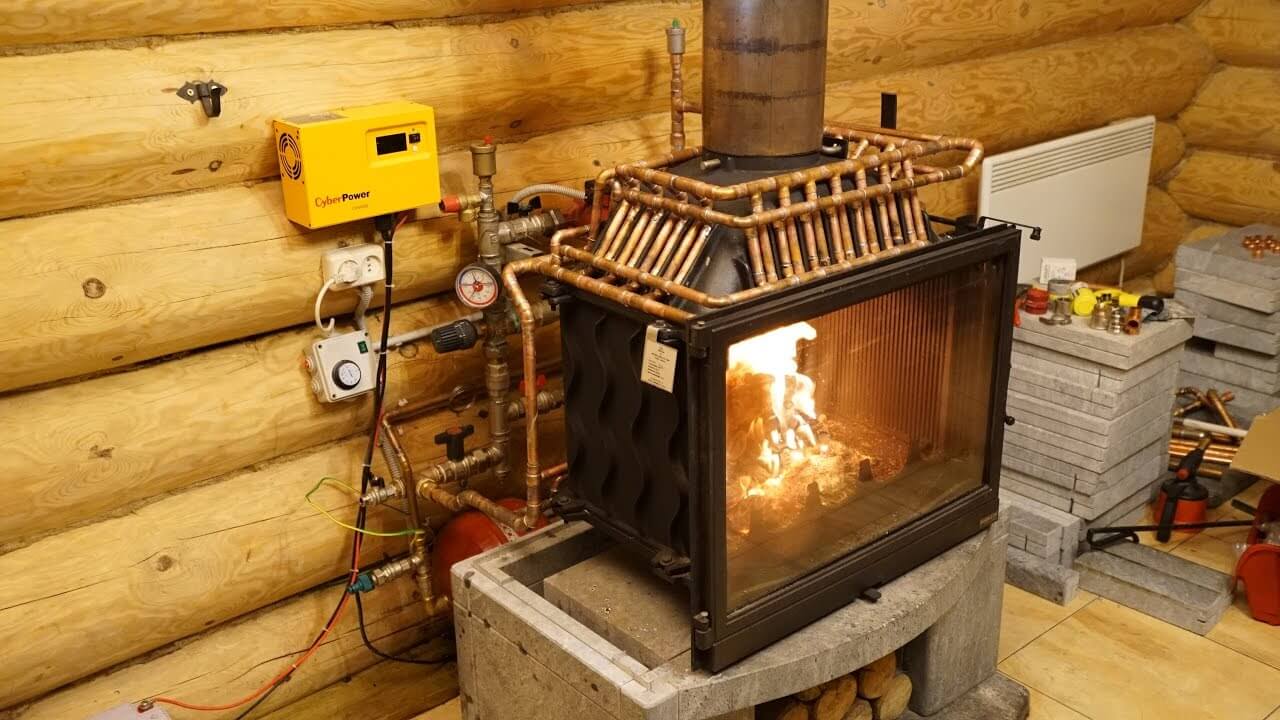 Как устроена и работает печь для дачи с водяным контуром