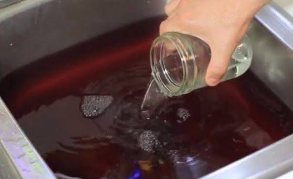 Куда вылить масло, оставшееся от приготовления пищи